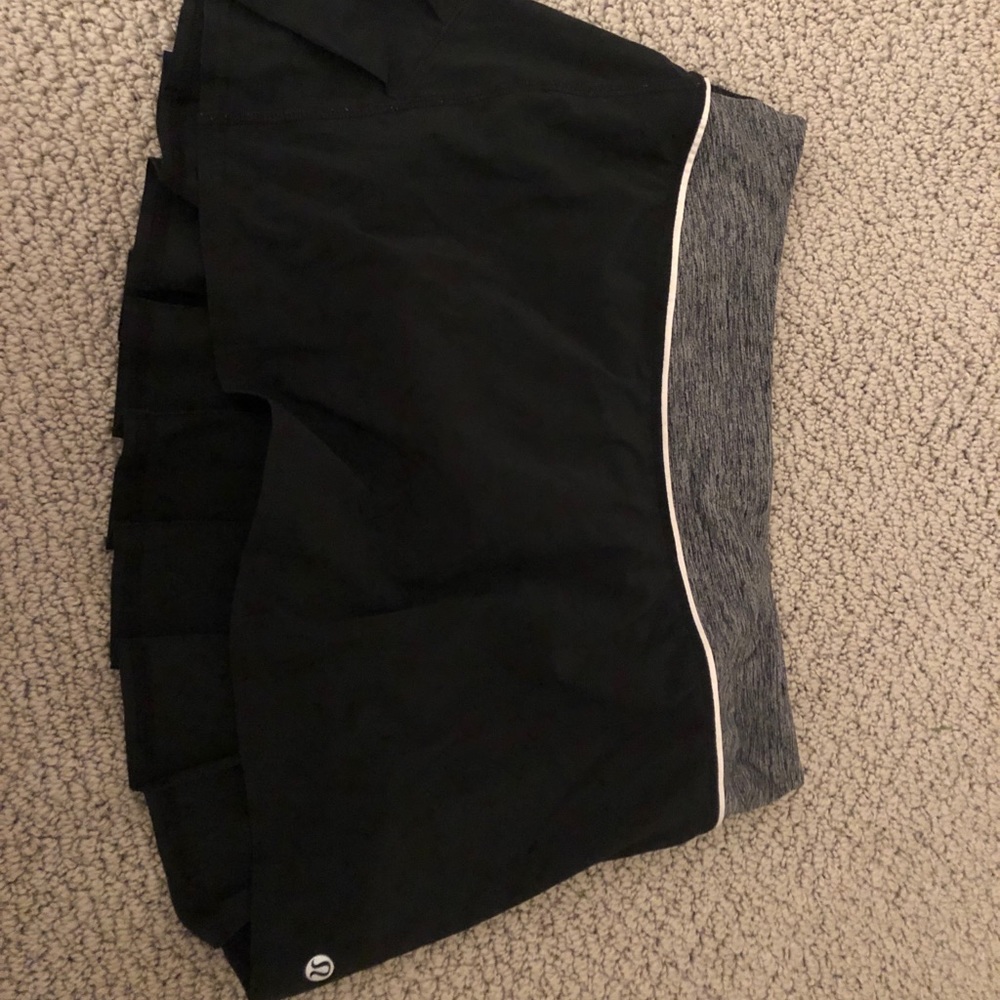 Lululemon tennis skort